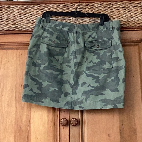 🌻NWOT Old Navy So Fun Size 14 Awesome Camo Style Skirt Wardrobe Must Have 🌻 - Picture 8 of 10